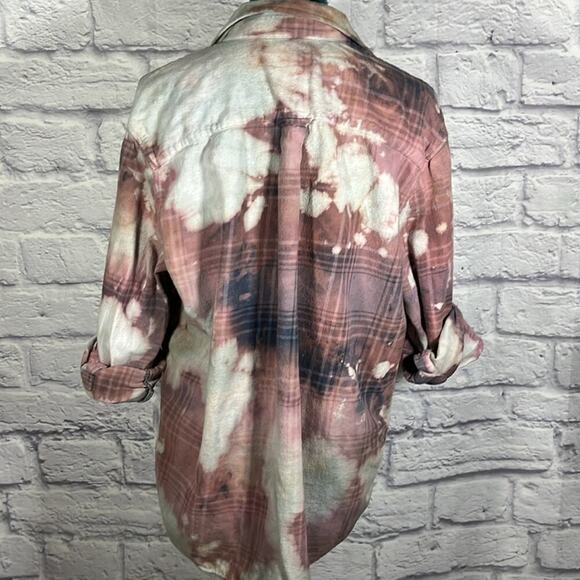 Reworked/upcycled flannel shirt - Picture 3 of 7